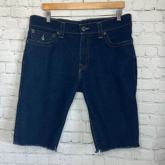 True Religion Mens Ricky Relaxed Straight Frayed Hem Jean Shorts size 36 - Picture 1 of 11
